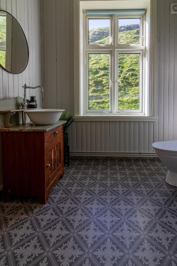 Feriehus Med Flott Havutsikt Ved Hauklandstranden レクネス エクステリア 写真